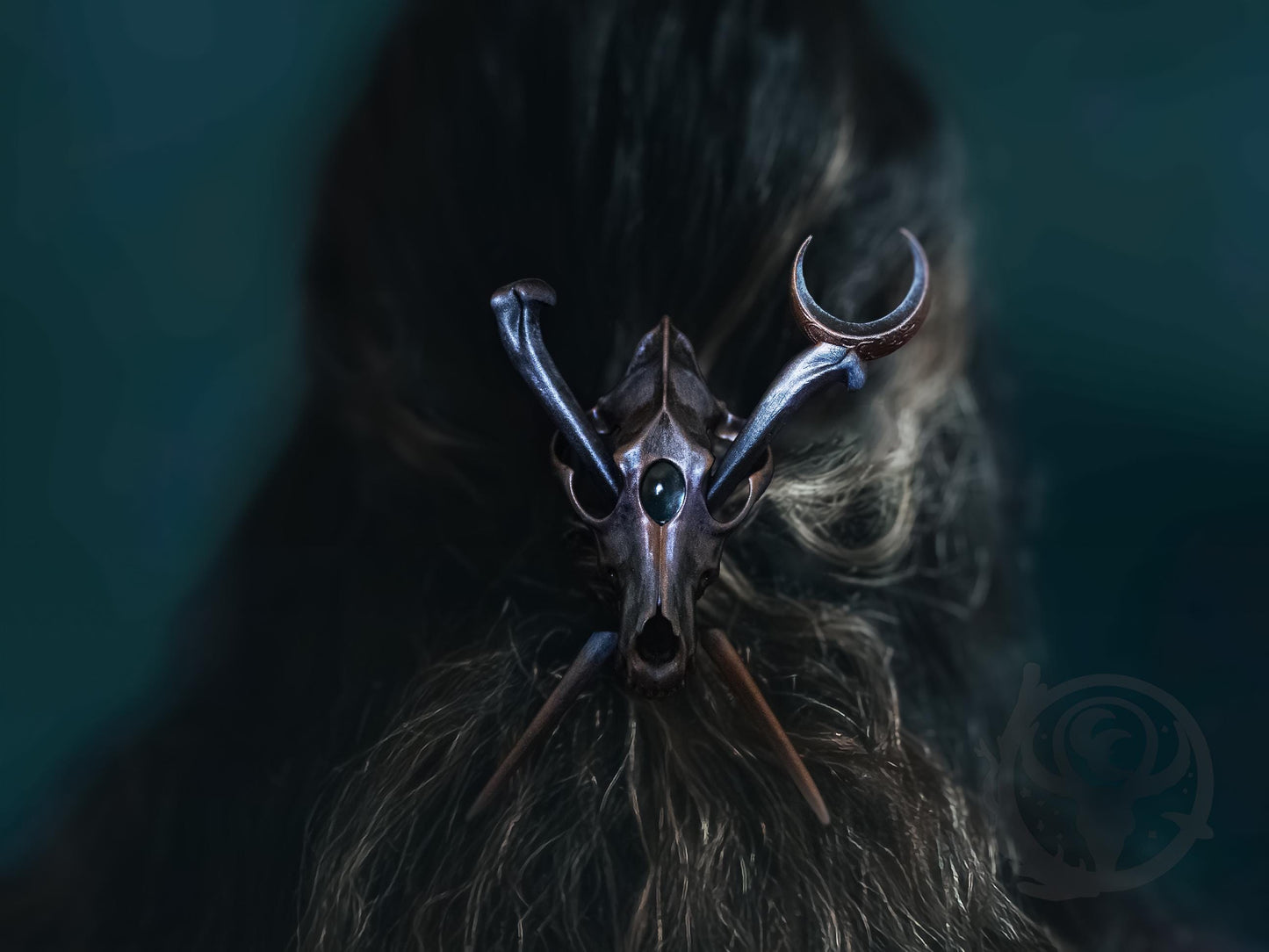 Wolf skull hair pin (Small), Copper Purple paint scheme