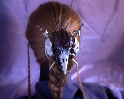 Black (Corrupted/Onyx) raven in hair.